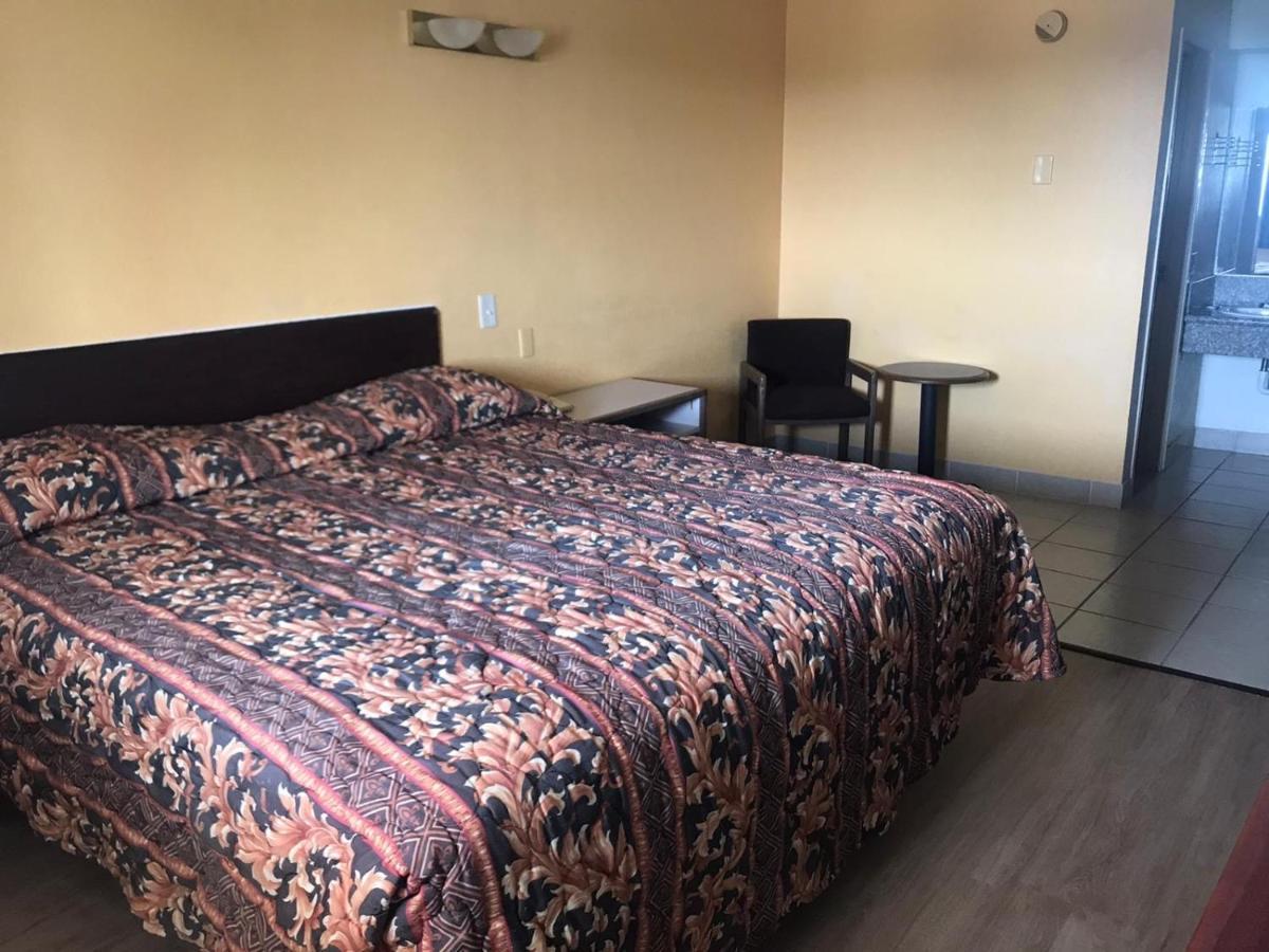 Lone Star Inn Carrollton Kültér fotó